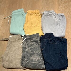 Zara, Old Navy, Gap Kids' Size 5/6 Assorted Color Bottoms Bundle.